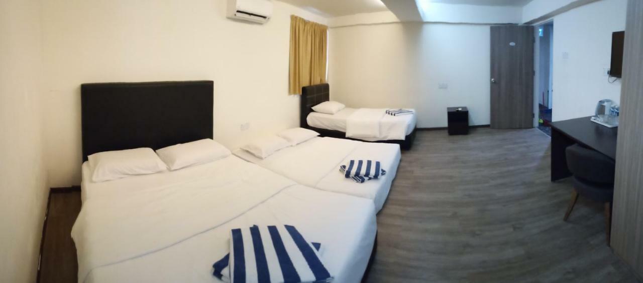 Hotel Truly Asia Кота-Кінабалу Екстер'єр фото